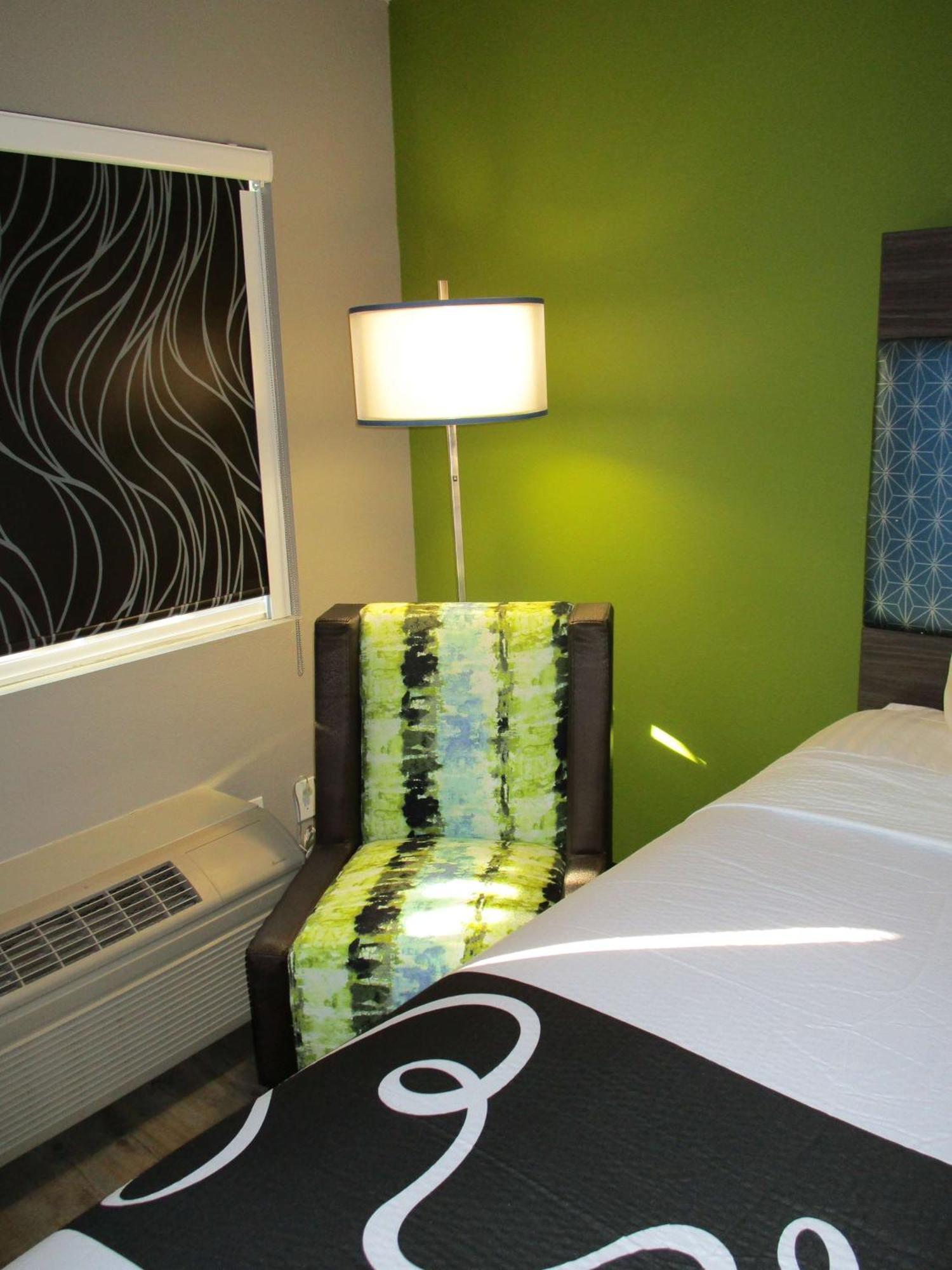 Surestay Plus Hotel By Best Western Point Richmond Extérieur photo